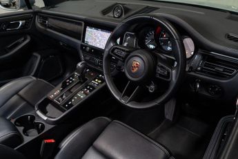 Porsche Macan 2.0T PDK 4WD Euro 6 (s/s) 5dr