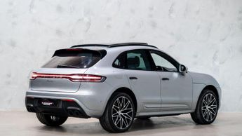 Porsche Macan 2.0T PDK 4WD Euro 6 (s/s) 5dr
