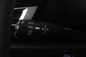 Citroen e-C4 50kWh Shine Plus Auto 5dr (7.4kW Charger)