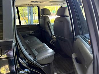 Land Rover Range Rover 4.4 V8 Vogue Station Wagon 5dr