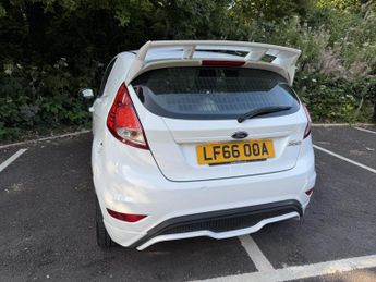 Ford Fiesta Van 1.5 TDCi ECOnetic Panel Van 3dr Diesel Manual (82 g/km, 94 bhp)