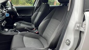 Alfa Romeo Giulietta 1.4 TB Giulietta Euro 6 (s/s) 5dr