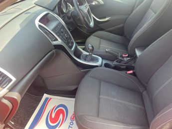 Vauxhall Astra 1.4 16v SRi Euro 5 5dr
