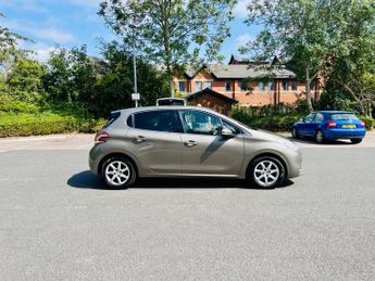 Peugeot 208 1.4 e-HDi Allure EGC Euro 5 (s/s) 5dr