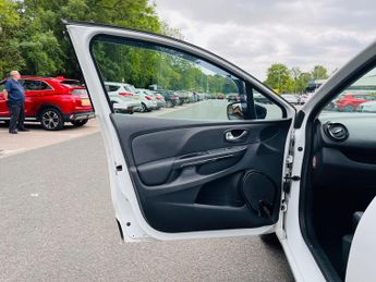 Renault Clio 0.9 TCe Dynamique S Nav Euro 6 (s/s) 5dr