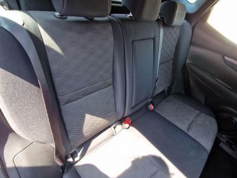 Nissan Qashqai 1.6 dCi Acenta XTRON 2WD Euro 5 (s/s) 5dr