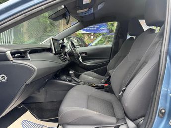 Toyota Corolla 1.8 VVT-h Icon Tech CVT Euro 6 (s/s) 5dr