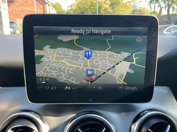 Mercedes-Benz GLA 2.1 GLA220d AMG Line (Premium Plus) 7G-DCT 4MATIC Euro 6 (s/s) 5