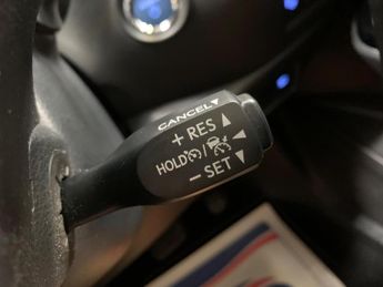 Toyota C-HR 1.8 VVT-h Dynamic CVT Euro 6 (s/s) 5dr