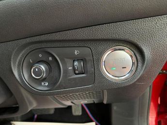 MG MG5 61.1kWh Exclusive Long Range Auto 5dr