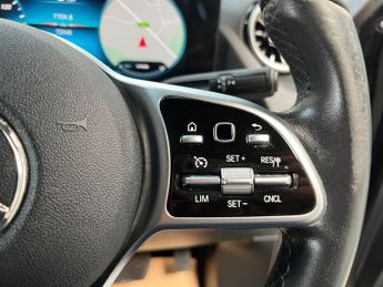 Mercedes-Benz EQA EQA 250 66.5kWh Sport Auto 5dr