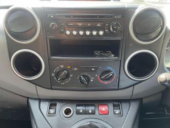 Citroen Berlingo 1.6 HDi 625 LX Panel Van 5dr Diesel Manual L1 (153 g/km, 75 bhp)