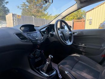 Ford Fiesta 1.0T EcoBoost Zetec Euro 6 (s/s) 5dr