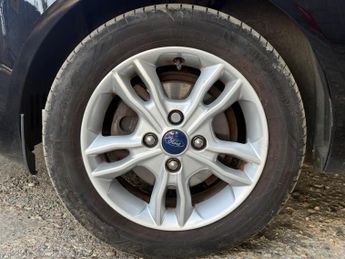 Ford Fiesta 1.0T EcoBoost Zetec Euro 6 (s/s) 5dr