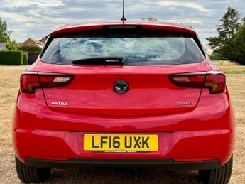 Vauxhall Astra 1.4i Turbo Design Auto Euro 6 (s/s) 5dr