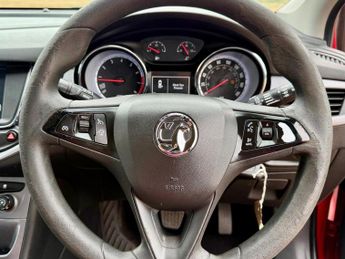 Vauxhall Astra 1.4i Turbo Design Auto Euro 6 (s/s) 5dr