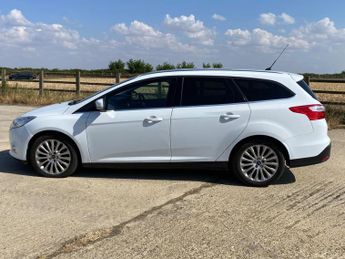 Ford Focus 1.0T EcoBoost Titanium X Euro 5 (s/s) 5dr