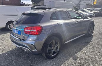 Mercedes-Benz GLA 2.1 GLA200d AMG Line (Premium Plus) 7G-DCT 4MATIC Euro 6 (s/s) 5