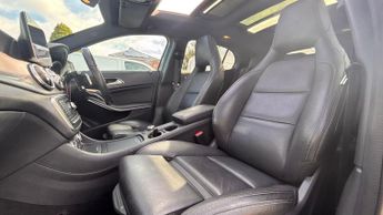 Mercedes-Benz GLA 2.1 GLA200d AMG Line (Premium Plus) 7G-DCT 4MATIC Euro 6 (s/s) 5