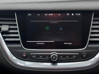 Vauxhall Grandland X 1.6 13.2kWh Business Edition Nav Premium Auto Euro 6 (s/s) 5dr