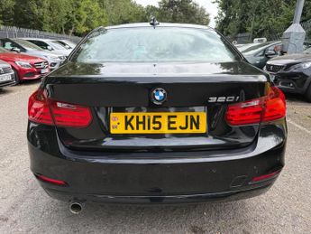 BMW 3 Series 2.0 320i SE Saloon 4dr Petrol Auto Euro 6 (s/s) (184 ps)