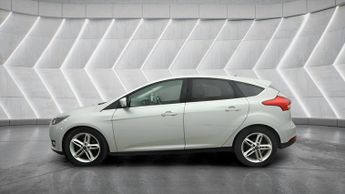 Ford Focus 1.6 Zetec Powershift Euro 6 5dr