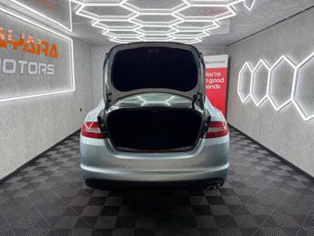 Jaguar XF 2.2d SE Auto Euro 5 (s/s) 4dr