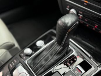 Audi A6 Saloon 2.0 TDI ultra Black Edition S Tronic Euro 6 (s/s) 4dr