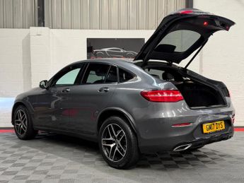 Mercedes-Benz GLC 2.1 GLC220d AMG Line (Premium) Coupe G-Tronic 4MATIC Euro 6 (s/s