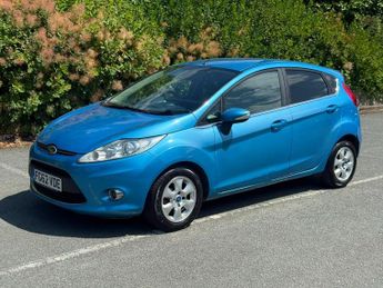 Ford Fiesta 1.6 TDCi ECOnetic DPF Titanium 5dr