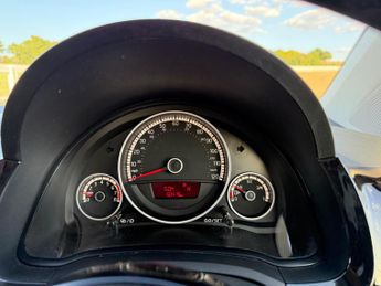 Volkswagen up! 1.0 High up! ASG Euro 5 5dr