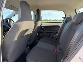 Volkswagen up! 1.0 High up! ASG Euro 5 5dr