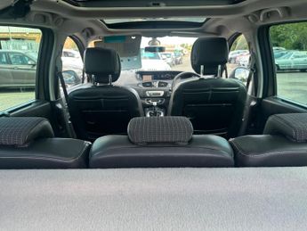 Renault Scenic 1.5 dCi Dynamique TomTom Euro 5 (s/s) 5dr