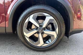 Nissan Qashqai 1.3 DiG-T MH 158 N-Connecta 5dr Xtronic
