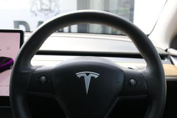 Tesla Model Y (Dual Motor) Long Range Auto 4WDE 5dr