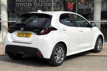 Toyota Yaris 1.5 VVT-h Icon E-CVT Euro 6 (s/s) 5dr