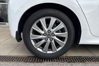 Toyota Yaris 1.5 VVT-h Icon E-CVT Euro 6 (s/s) 5dr