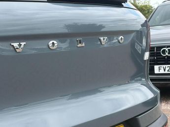 Volvo XC40 1.5h T5 Twin Engine Recharge 10.7kWh R-Design Auto Euro 6 (s/s) 