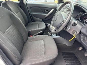 Dacia Sandero 0.9 TCe Laureate Euro 5 5dr