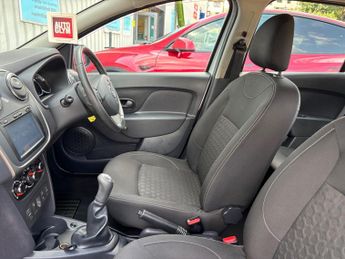 Dacia Sandero 0.9 TCe Laureate Euro 5 5dr