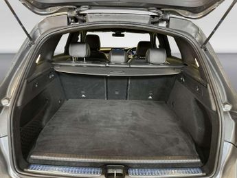Mercedes-Benz GLC 2.0 GLC300e 13.5kWh AMG Line SUV 5dr Petrol Plug-in Hybrid G-Tro