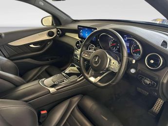 Mercedes-Benz GLC 2.0 GLC300e 13.5kWh AMG Line SUV 5dr Petrol Plug-in Hybrid G-Tro