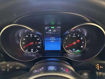 Mercedes-Benz GLC 2.0 GLC300e 13.5kWh AMG Line SUV 5dr Petrol Plug-in Hybrid G-Tro