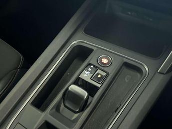 CUPRA Leon 1.4 eHybrid 12.8kWh VZ2 Hatchback 5dr Petrol Plug-in Hybrid DSG 