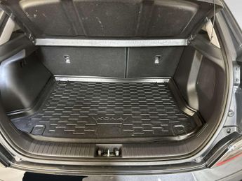 Hyundai KONA 64kWh Ultimate SUV 5dr Electric Auto (10.5kW Charger) (204 ps)