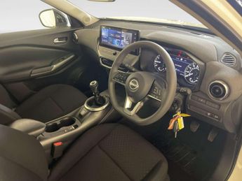 Nissan Juke 1.0 DIG-T Acenta Premium SUV 5dr Petrol Manual Euro 6 (s/s) (114