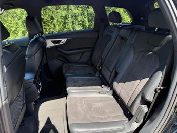 Audi Q7 3.0 TDI V6 S line Tiptronic quattro Euro 6 (s/s) 5dr