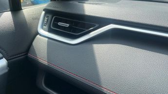 Toyota RAV4 2.5 VVT 18.1kWh Dynamic CVT 4WD Euro 6 (s/s) 5dr