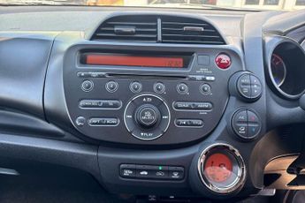 Honda Jazz 1.4 i-VTEC ES Plus CVT Euro 5 5dr