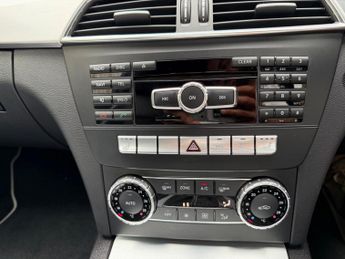 Mercedes-Benz C Class 2.1 C220 CDI AMG Sport Edition G-Tronic+ Euro 5 (s/s) 2dr